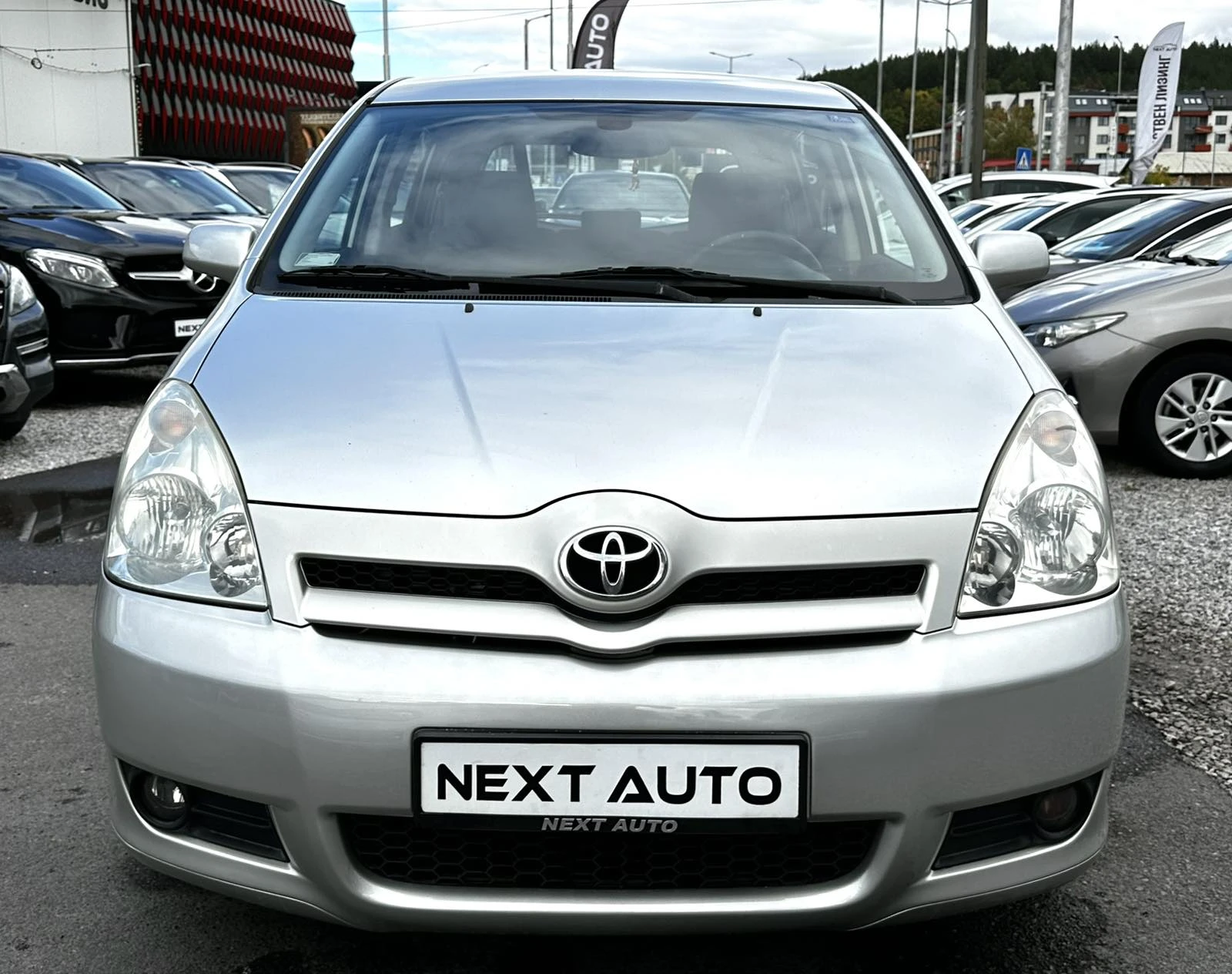 Toyota Corolla verso 2.2D-4D 136HP EURO4 - изображение 2