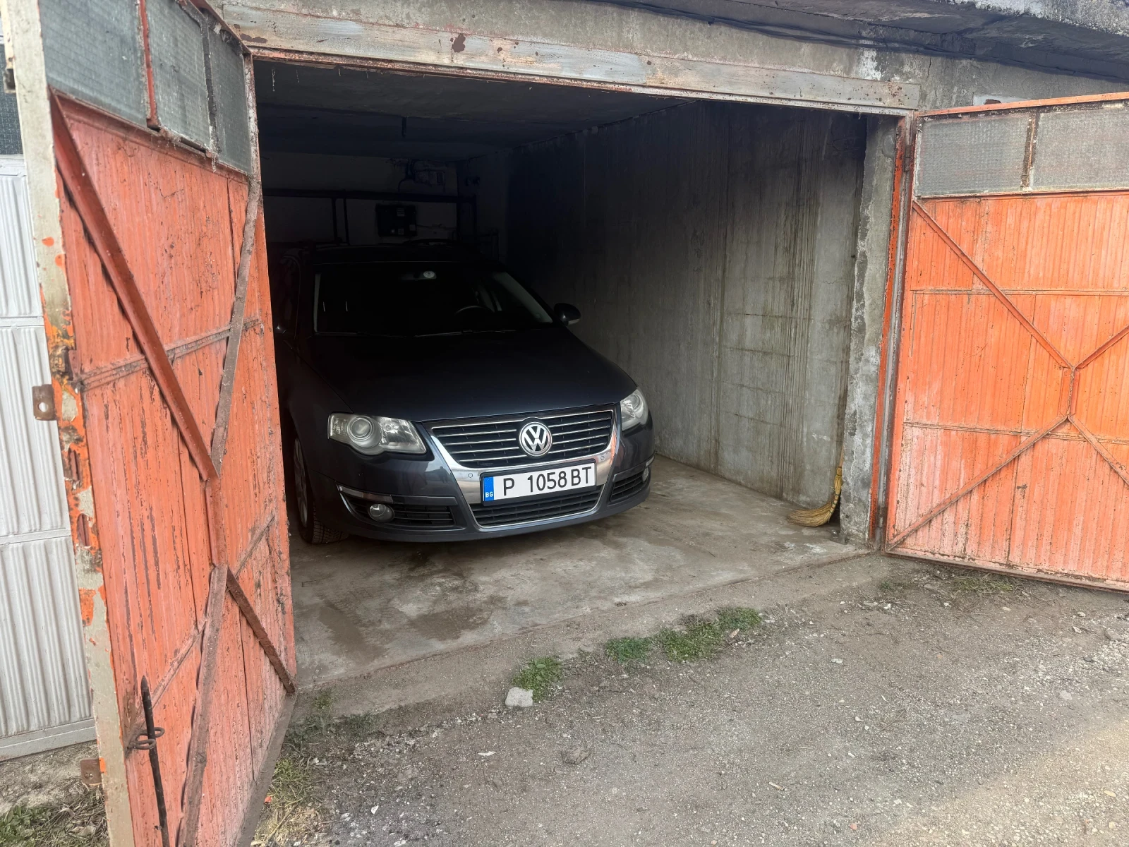 VW Passat B6, снимка 14 - Автомобили и джипове - 53727074