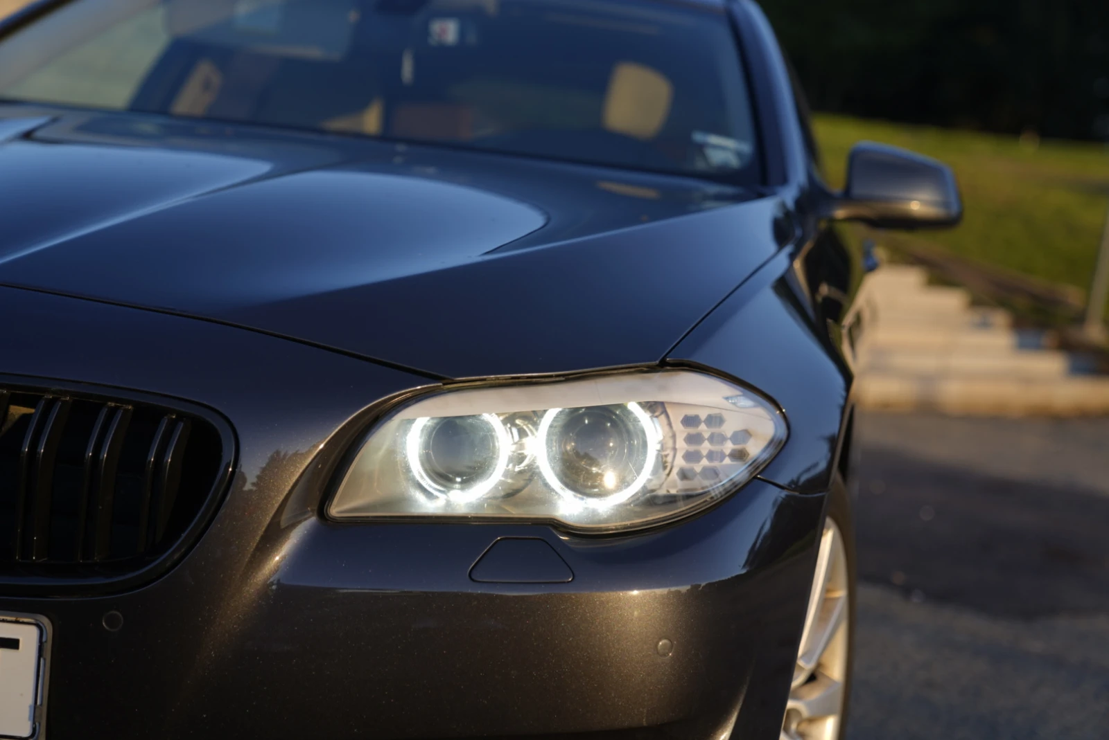 BMW 520 ГОЛЯМА НАВИГАЦИЯ* ПЕРА* КОЖА* BIXENON* ПАРКТРОНИК, снимка 4 - Автомобили и джипове - 53757499