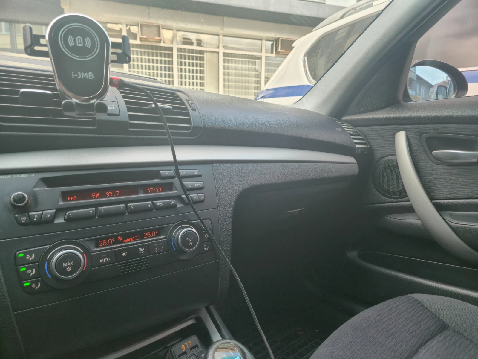 BMW 116, снимка 6 - Автомобили и джипове - 53871835