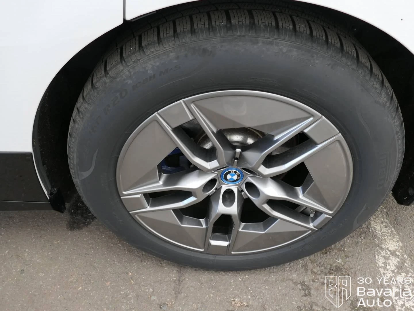 BMW iX 50 xDrive Sport, снимка 17 - Автомобили и джипове - 54345283