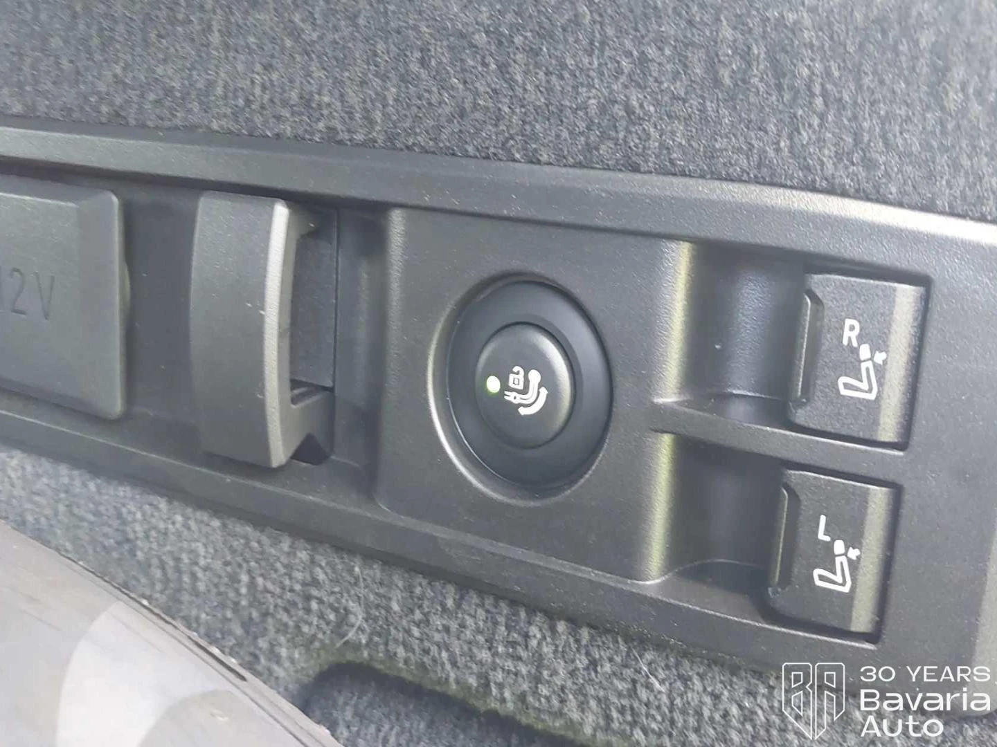 BMW iX 50 xDrive Sport, снимка 16 - Автомобили и джипове - 54345283