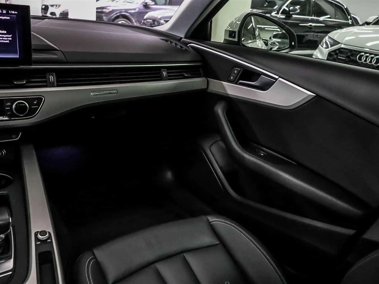 Audi S4 * CARFAX * ЦЕНА ДО БГ, снимка 12 - Автомобили и джипове - 54452800