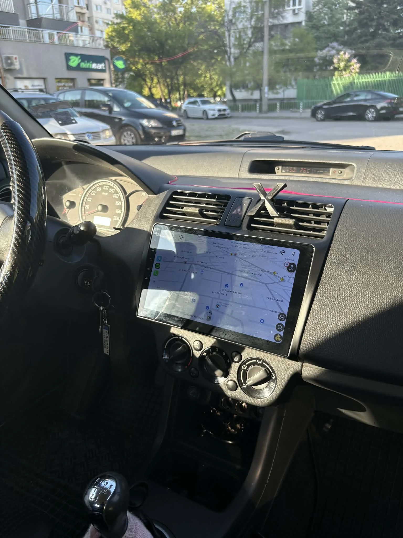 Suzuki Swift, снимка 10 - Автомобили и джипове - 54465415