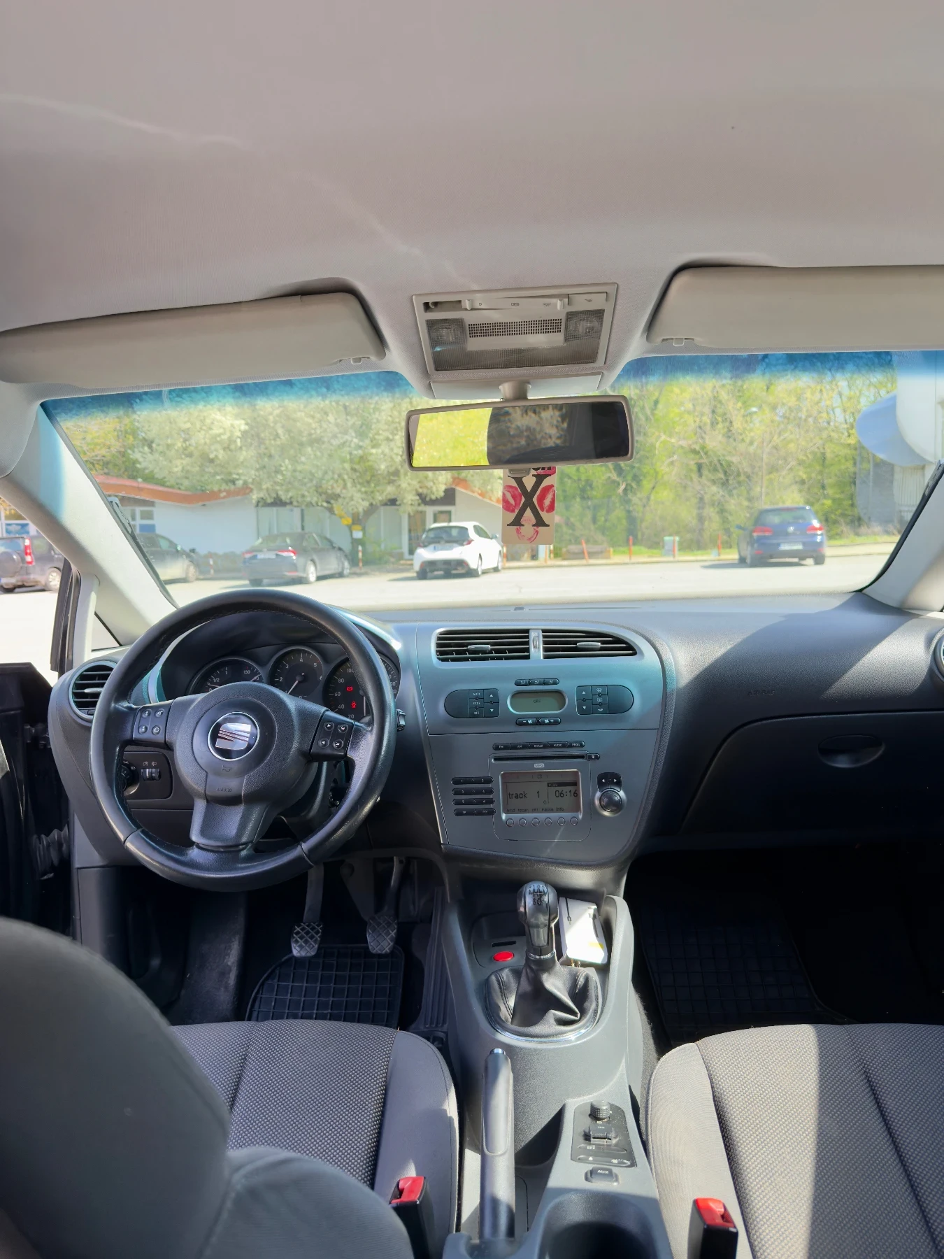 Seat Leon 1.9TDI, снимка 5 - Автомобили и джипове - 54490365