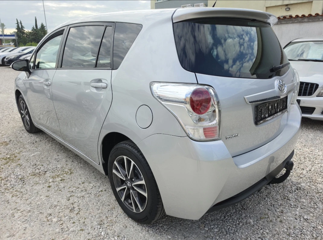 Toyota Verso 1.8VVTI/EXECUTIVE/, снимка 2 - Автомобили и джипове - 54610355