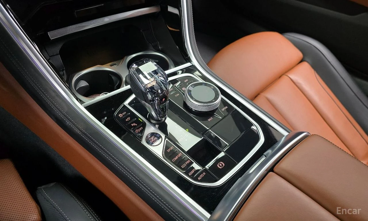 BMW 850 M850i* xDRIVE* GRAN COUPE* ОБДУХВАНЕ* 360 КАМЕРА, снимка 6 - Автомобили и джипове - 54778297