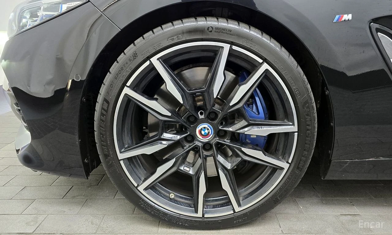BMW 850 M850i* xDRIVE* GRAN COUPE* ОБДУХВАНЕ* 360 КАМЕРА, снимка 11 - Автомобили и джипове - 54778297