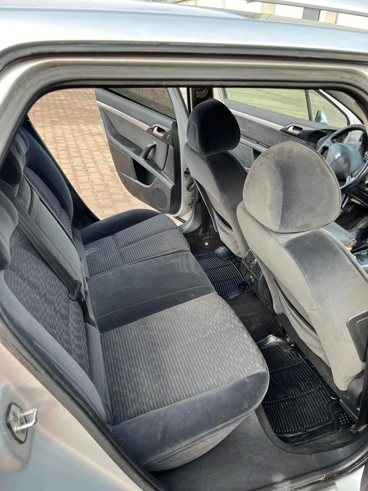 Peugeot 407 2.0HDi, снимка 8 - Автомобили и джипове - 55042854