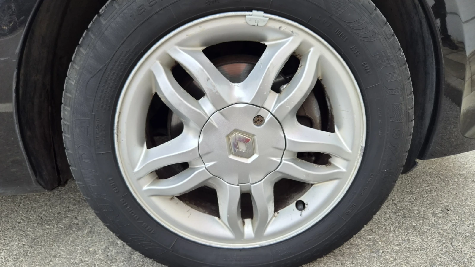 Renault Clio, снимка 3 - Автомобили и джипове - 55594302