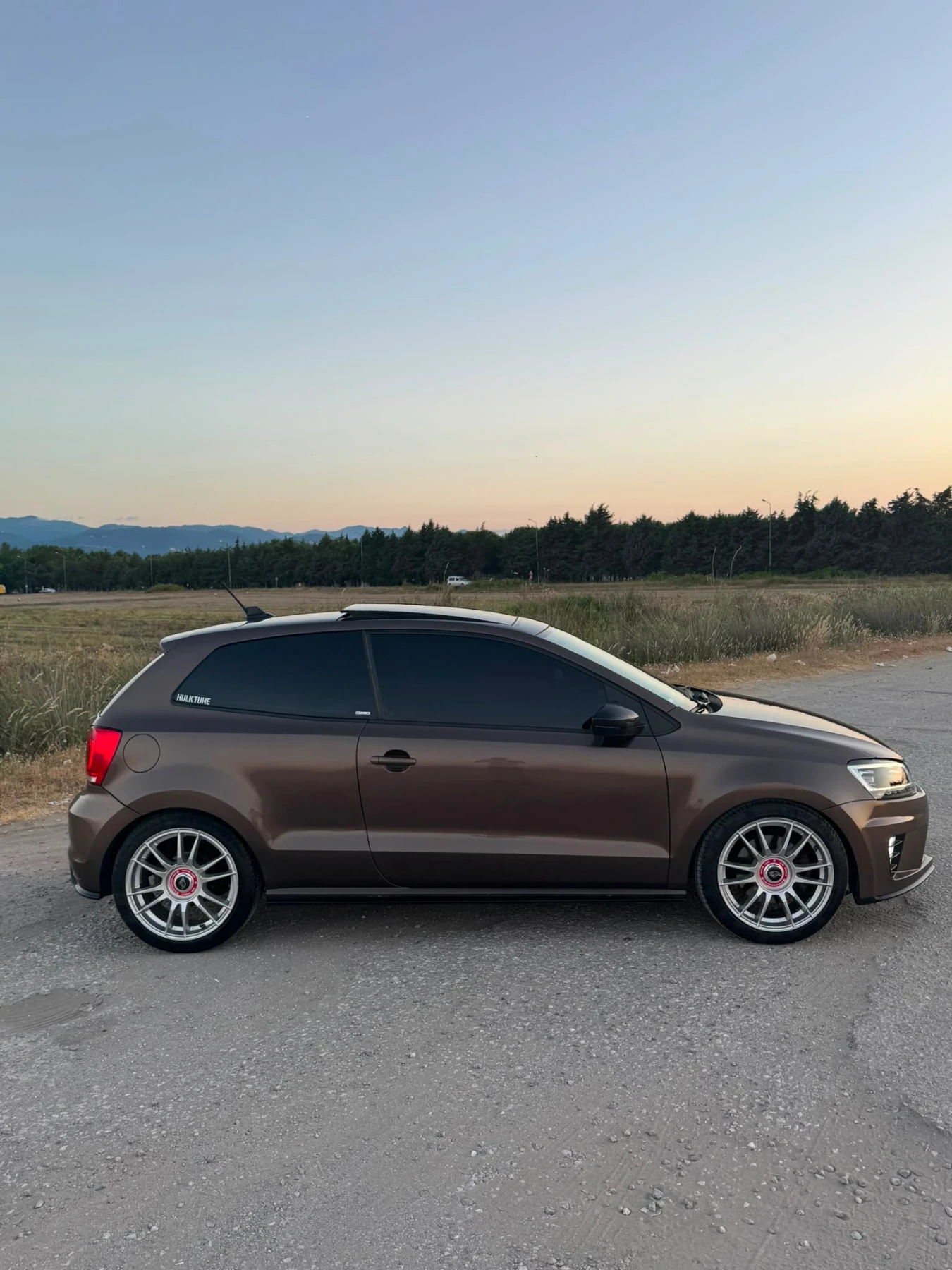 VW Polo 1.6 TDI, снимка 3 - Автомобили и джипове - 55960861