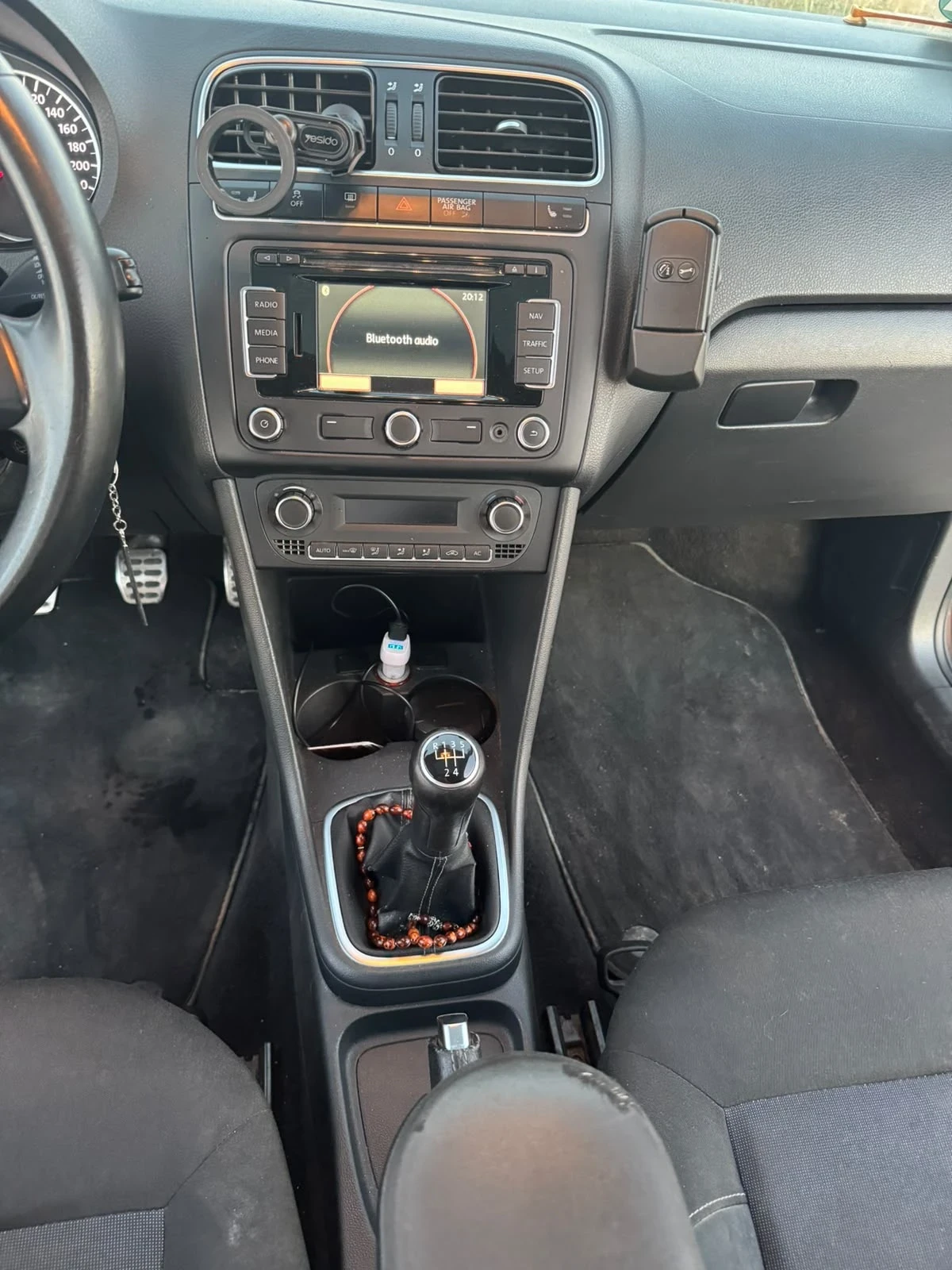 VW Polo 1.6 TDI, снимка 8 - Автомобили и джипове - 55960861