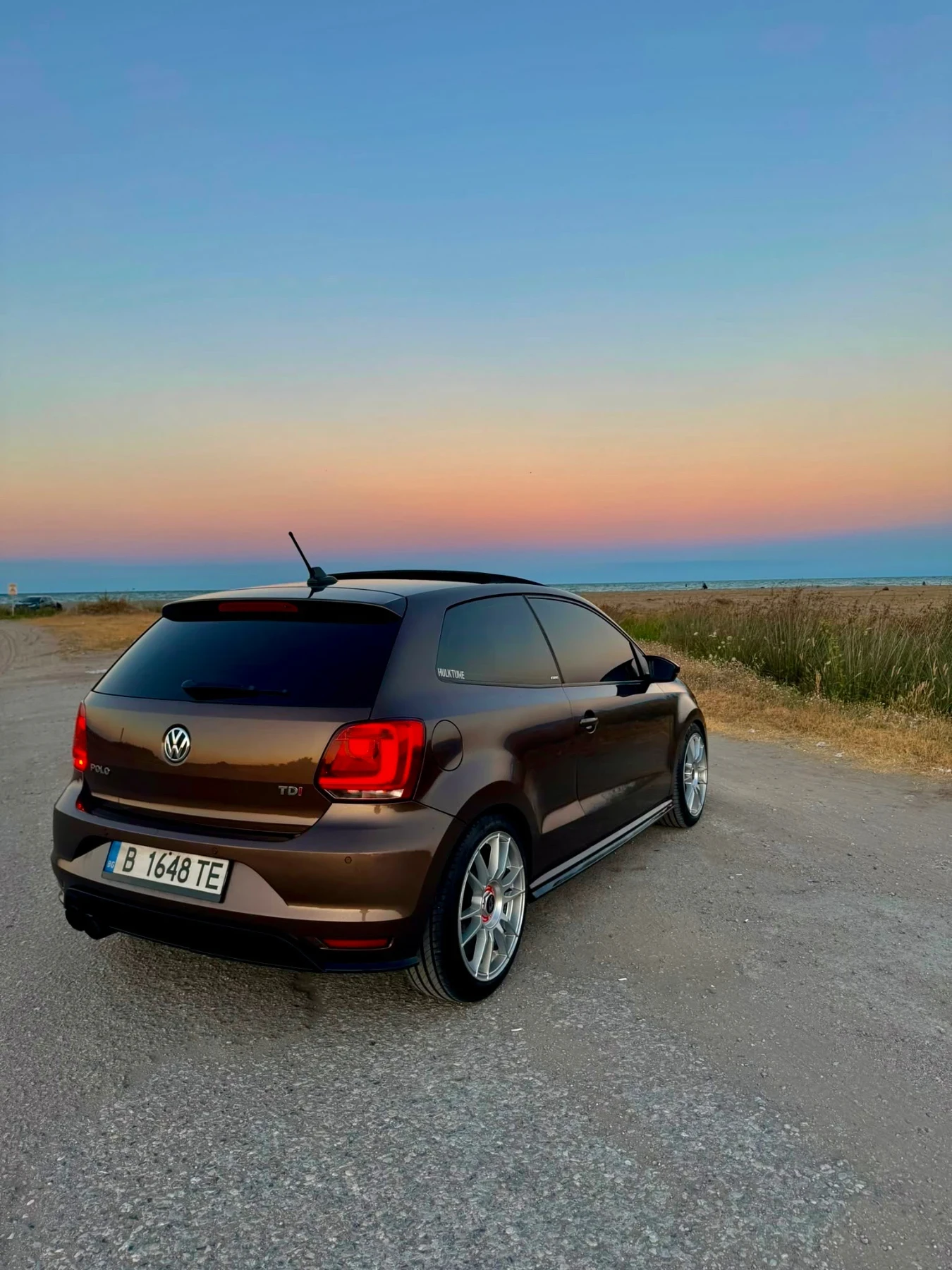 VW Polo 1.6 TDI, снимка 5 - Автомобили и джипове - 55960861