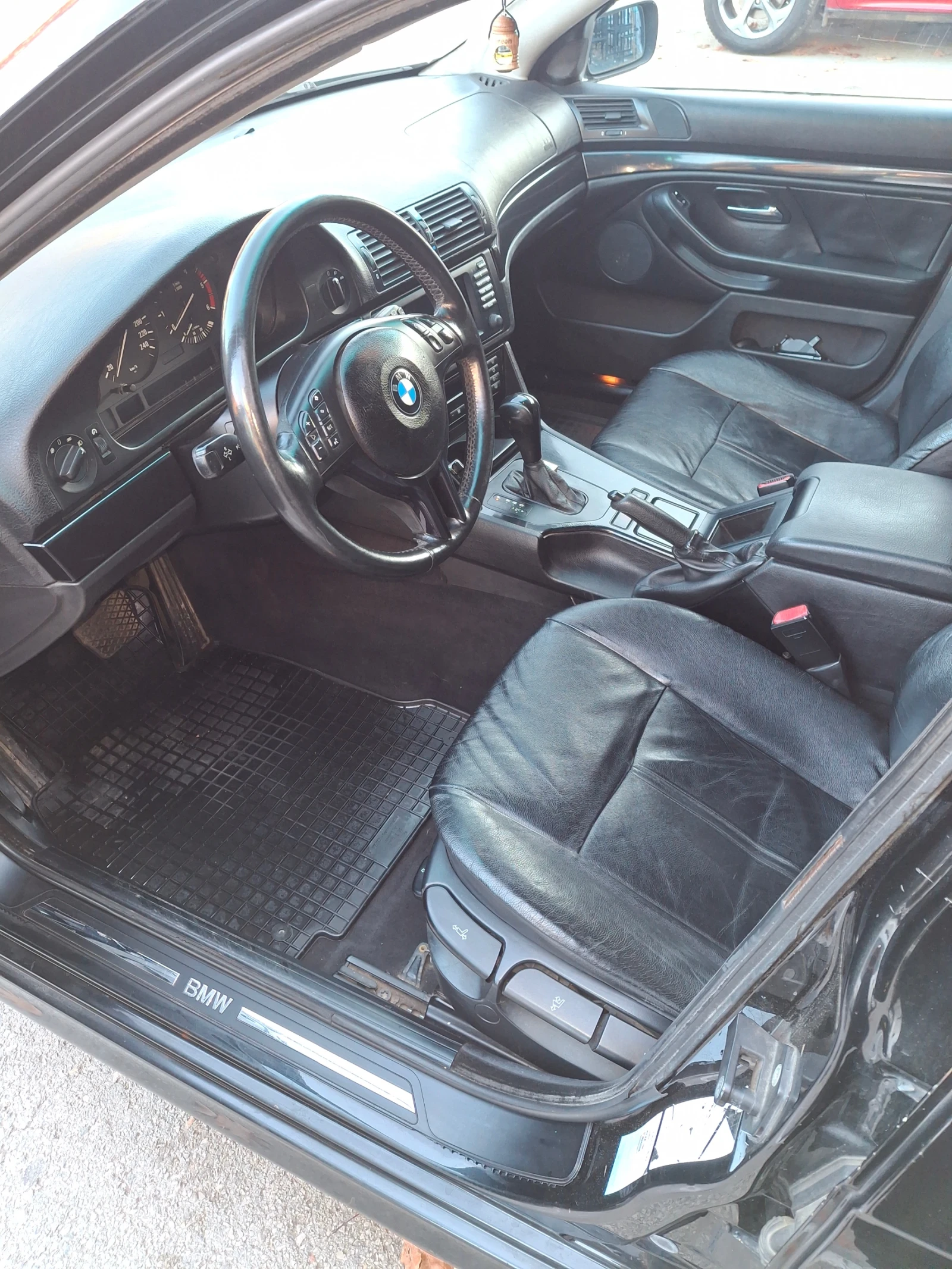 BMW 525, снимка 11 - Автомобили и джипове - 55998915