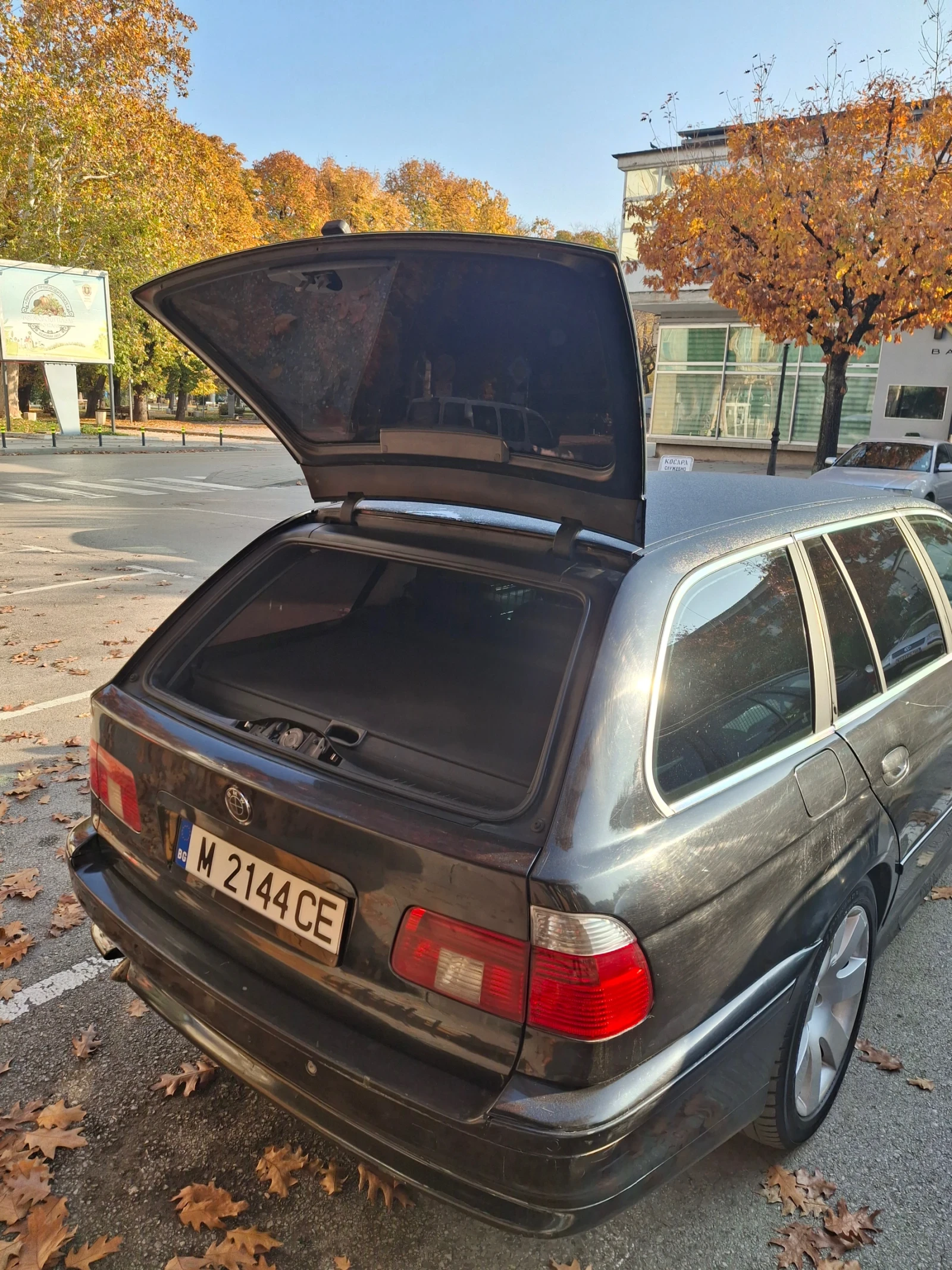 BMW 525, снимка 4 - Автомобили и джипове - 55998915