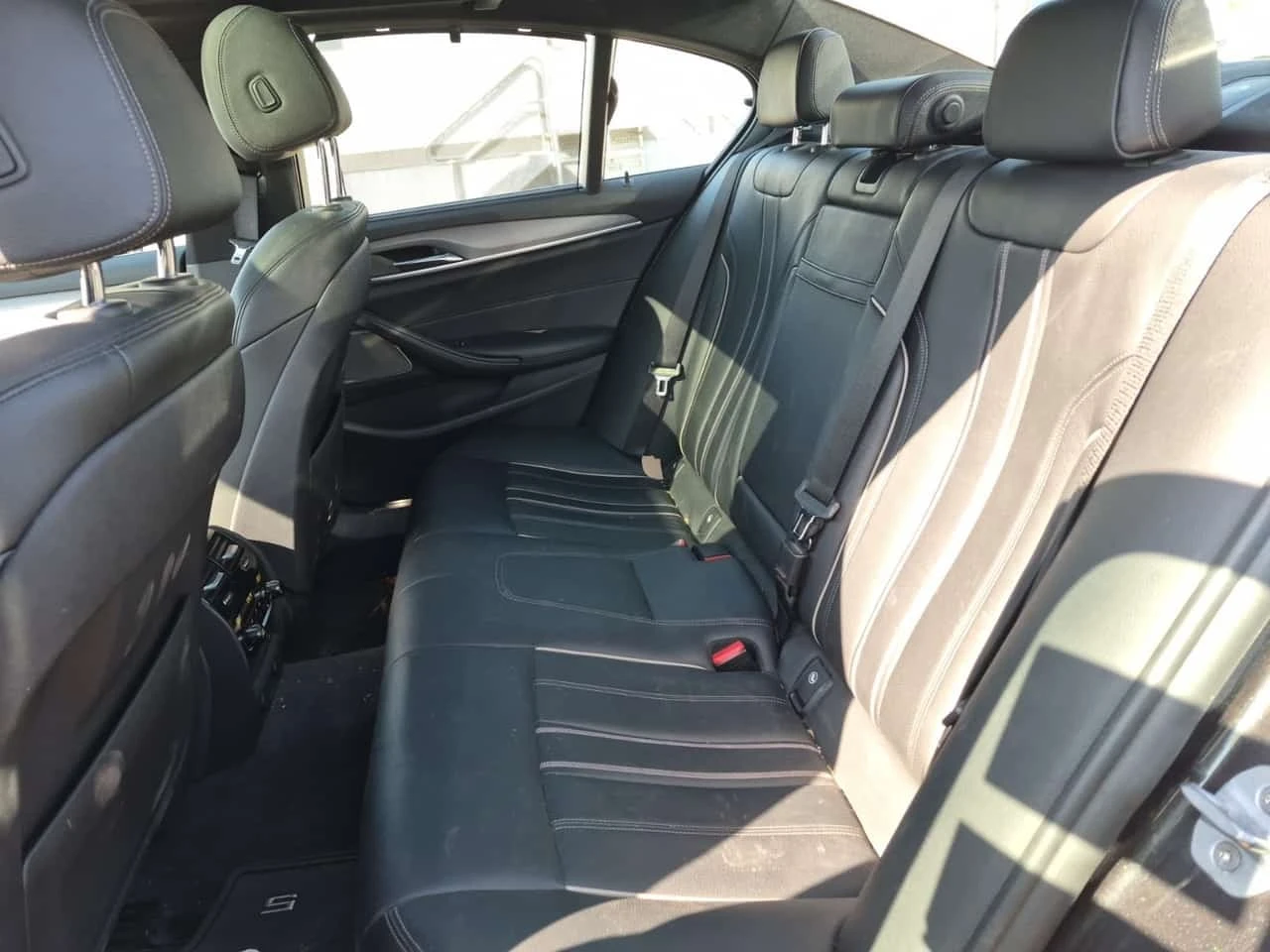 BMW 530 * Sedan 530i Xdrive * CARFAX *  | Mobile.bg � ����������� 12