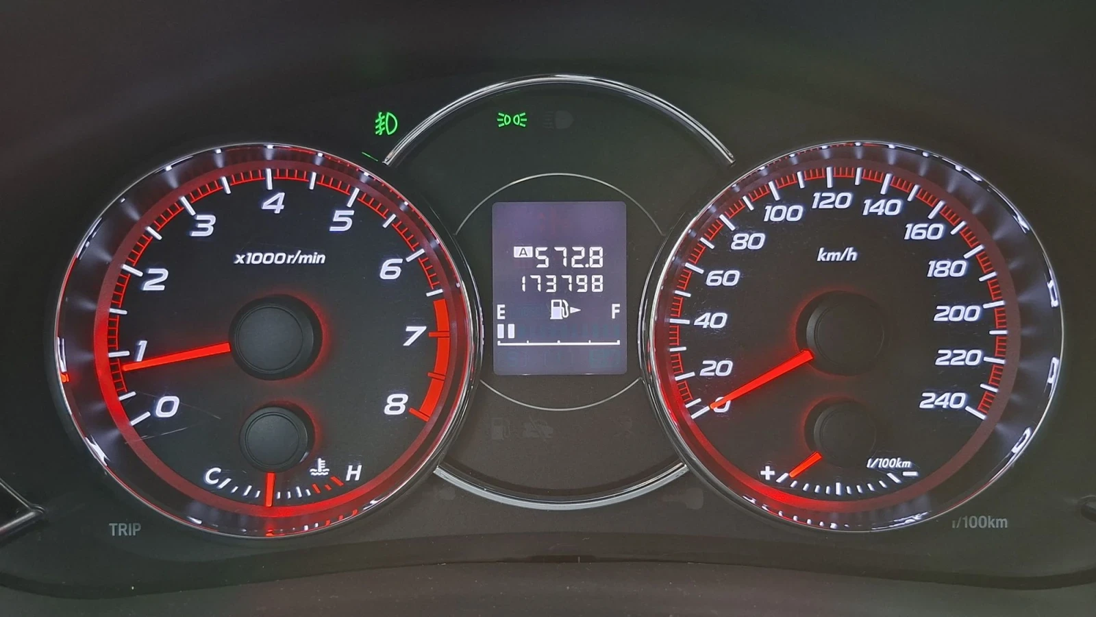 Subaru Forester 2.0i Facelift 150kc, снимка 11 - Автомобили и джипове - 56743589