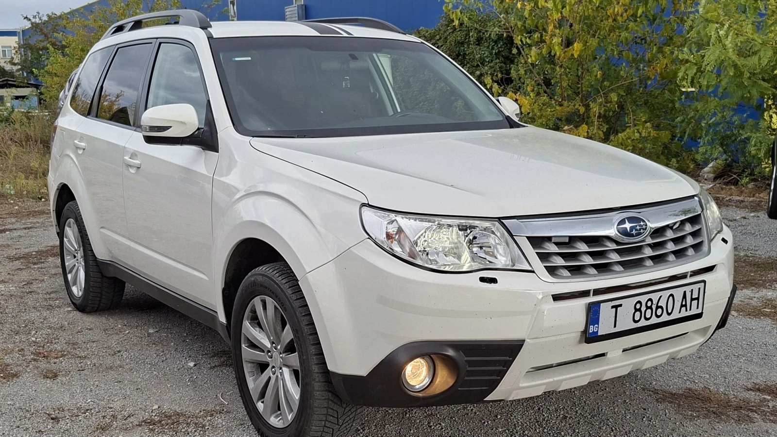 Subaru Forester 2.0i Facelift 150kc, снимка 2 - Автомобили и джипове - 56743589