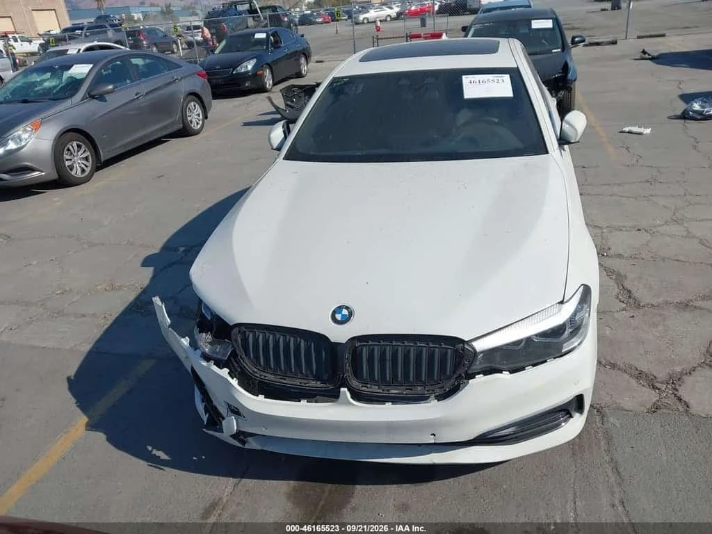 BMW 530E * I PERFORMANCE * АВТОКРЕДИТ* , снимка 12 - Автомобили и джипове - 56750621