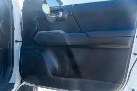 Toyota Tacoma 3.5 = V6 = 4X4 = 2021 = 37000KM = ЛИЗИНГ, снимка 13