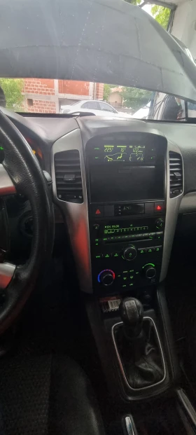 Обява за продажба на Chevrolet Captiva 2.4 бен.газ.4х4 ~9 000 лв. - изображение 2