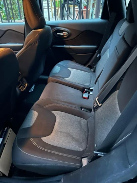 Jeep Cherokee 2.0td 4x4, снимка 8