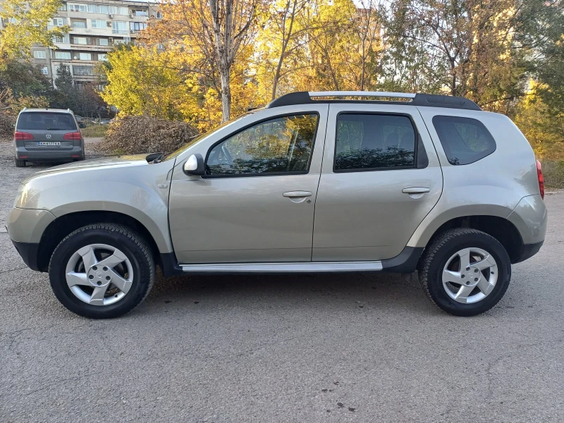 Dacia Duster 1.5 Dci, снимка 8 - Автомобили и джипове - 47682391