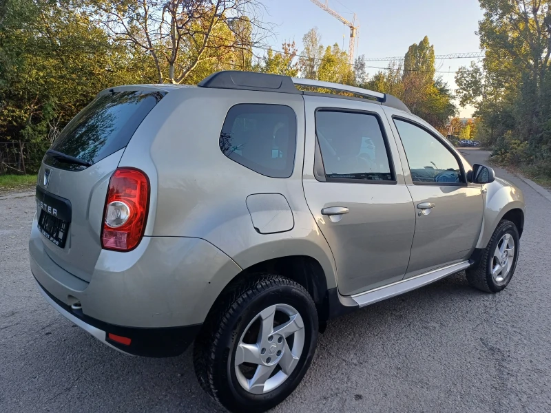 Dacia Duster 1.5 Dci, снимка 5 - Автомобили и джипове - 47682391