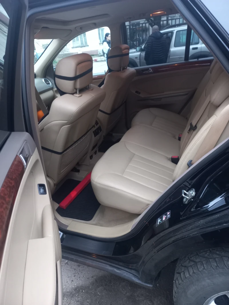 Mercedes-Benz ML 350, снимка 8 - Автомобили и джипове - 48218066