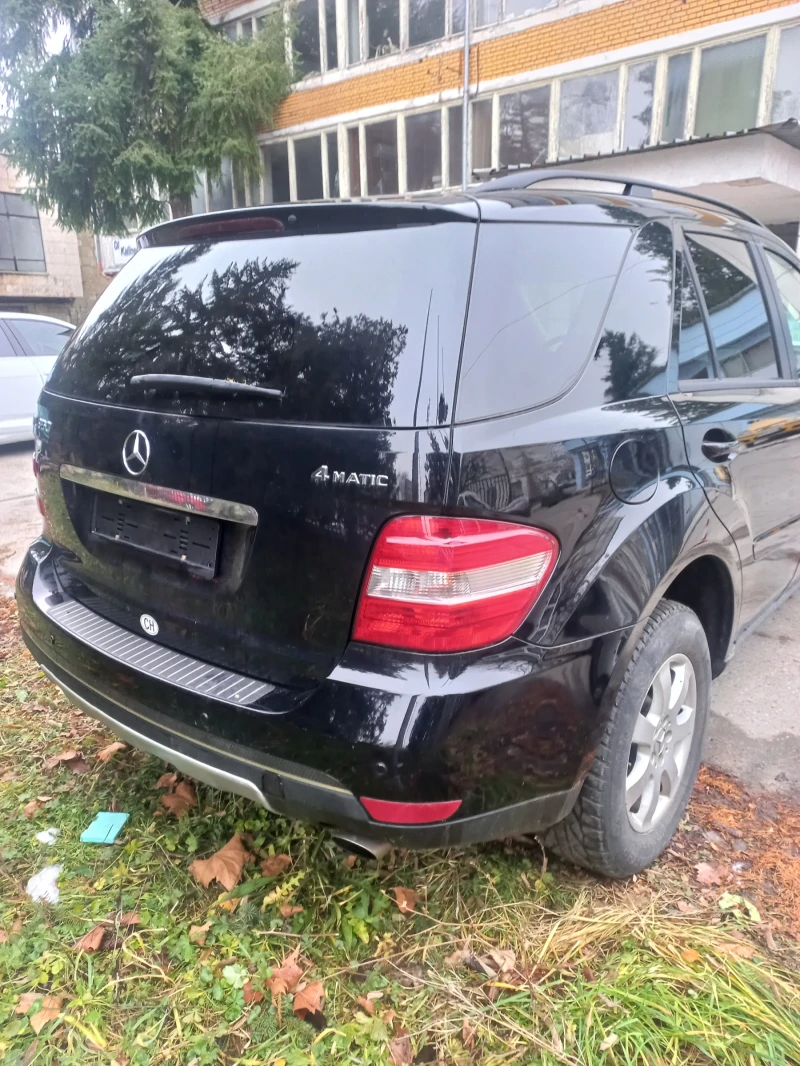 Mercedes-Benz ML 350, снимка 4 - Автомобили и джипове - 48218066