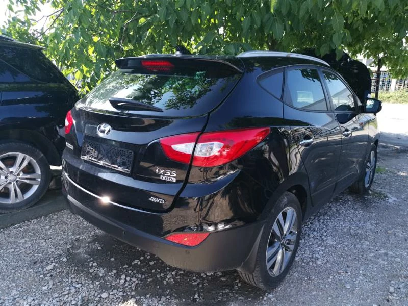 Hyundai IX35 2.0crdi, снимка 1 - Автомобили и джипове - 25550932