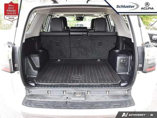 Toyota 4runner TRD | 4x4 | Adaptive Cruise | Подгрев и вентилация, снимка 5 - Автомобили и джипове - 56109278