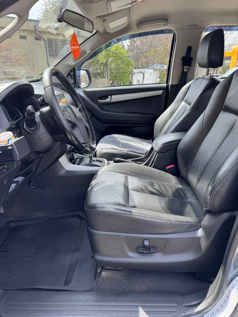 Isuzu D-max, снимка 5 - Автомобили и джипове - 56713345