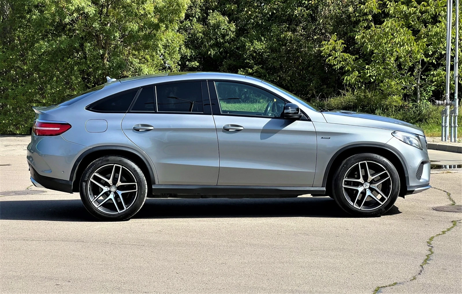 Mercedes-Benz GLE 450 AMG / COUPE/ 4M/ HARMAN-KARDON/ PANO/ CAMERA/ AIRMATIC - изображение 7