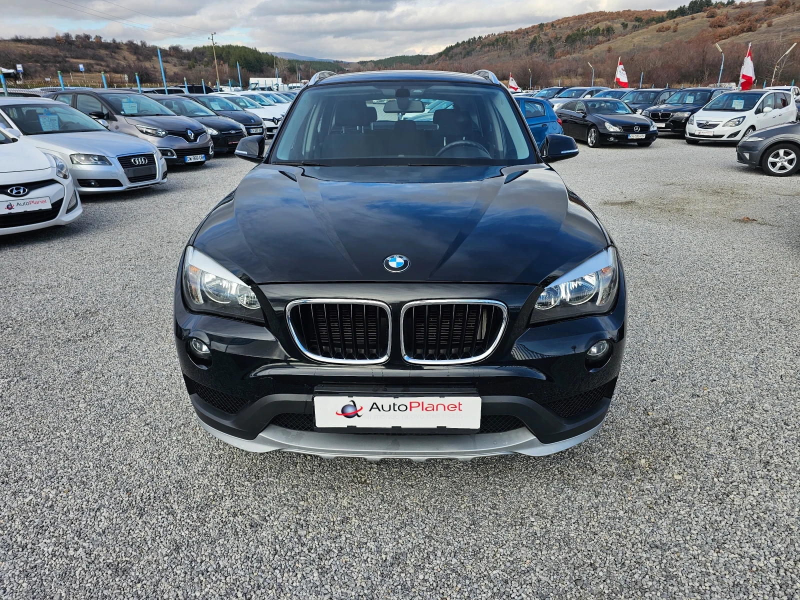 BMW X1 2.0D  SDRIVE18D - изображение 2