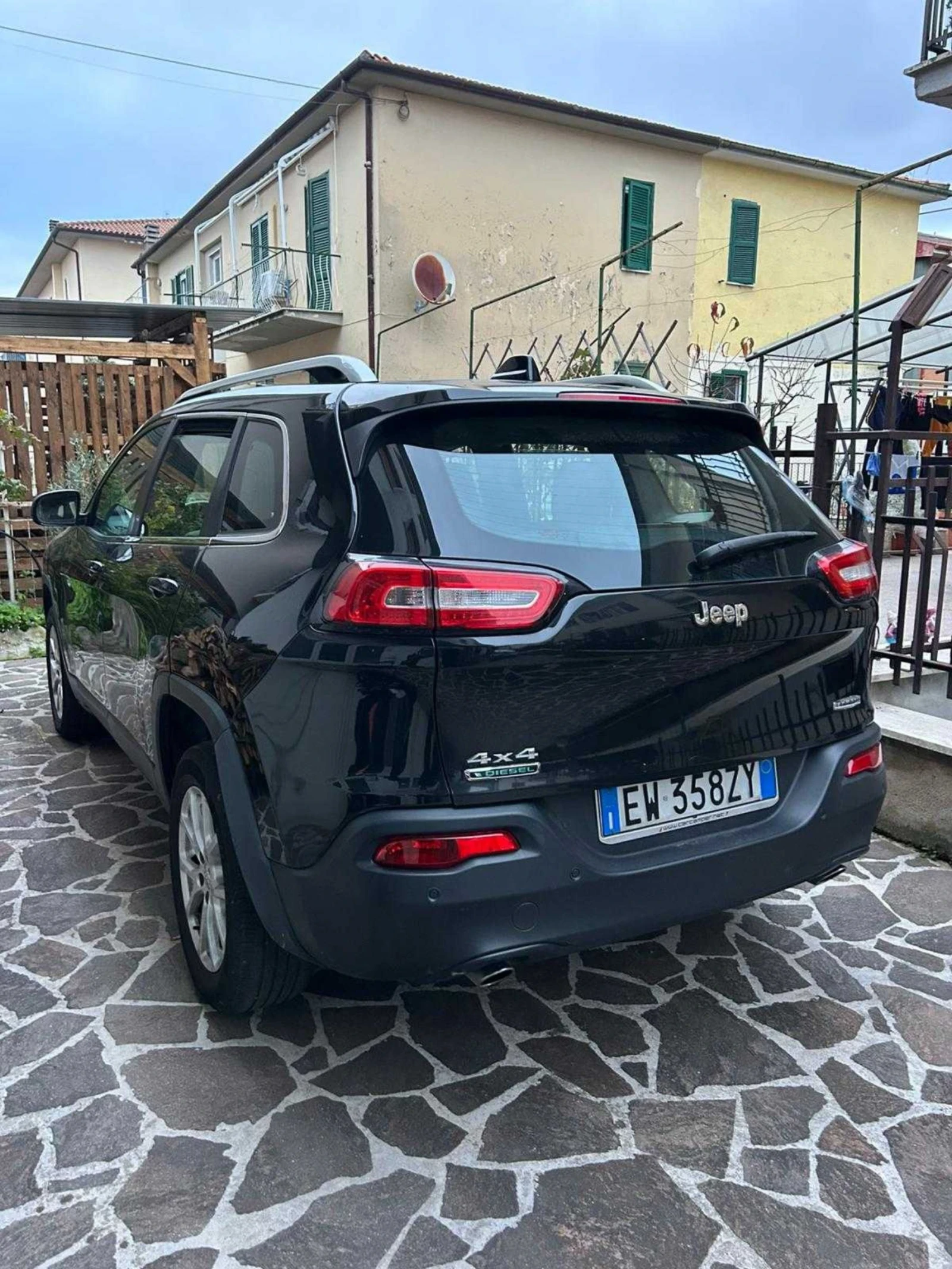 Jeep Cherokee 2.0td 4x4 - изображение 3