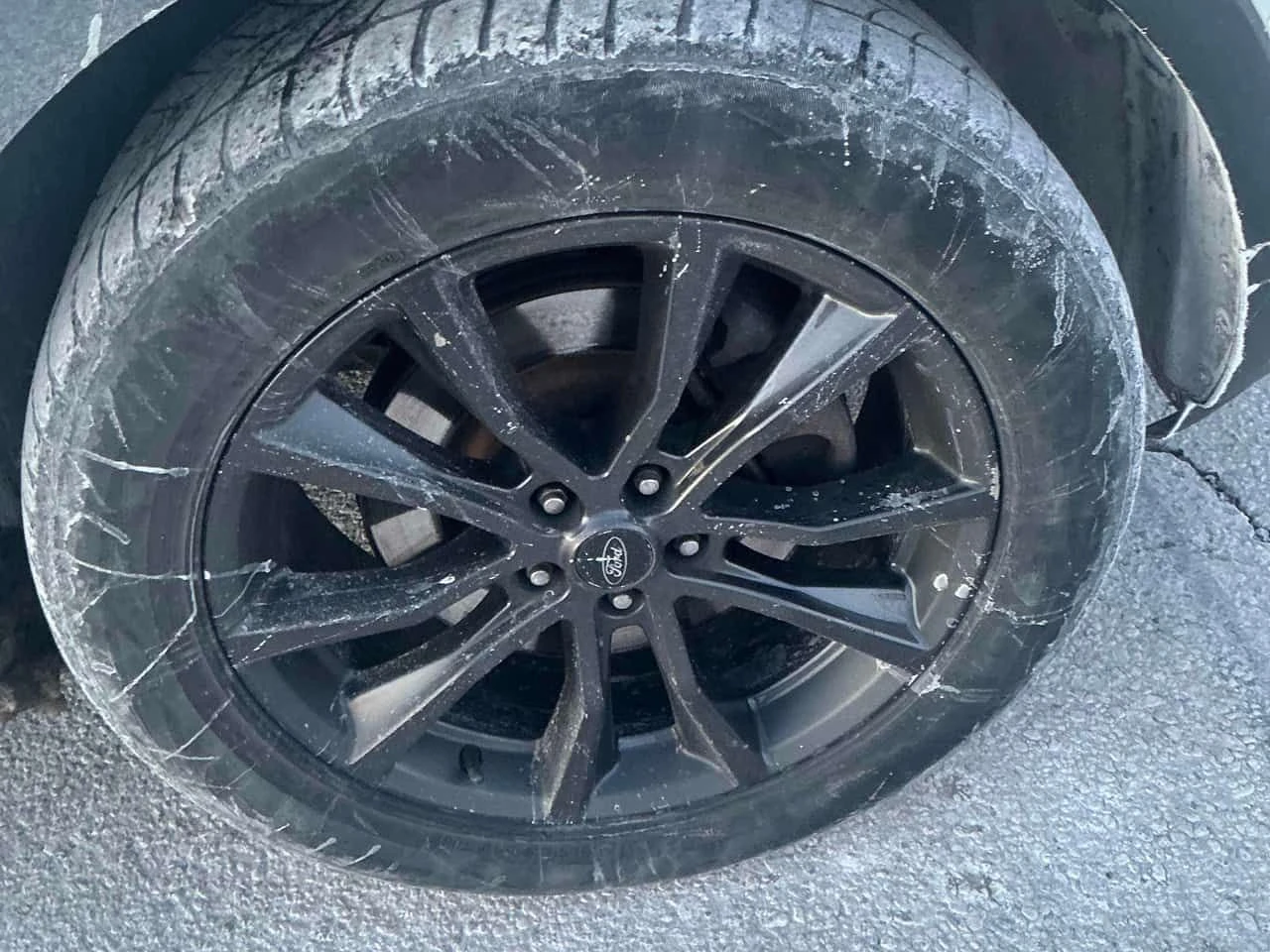 Ford Explorer XLT AWD * КОЖА/АЛКАНТАРА* ПОДГРЕВИ* КАМЕРА* , снимка 6 - Автомобили и джипове - 54145111