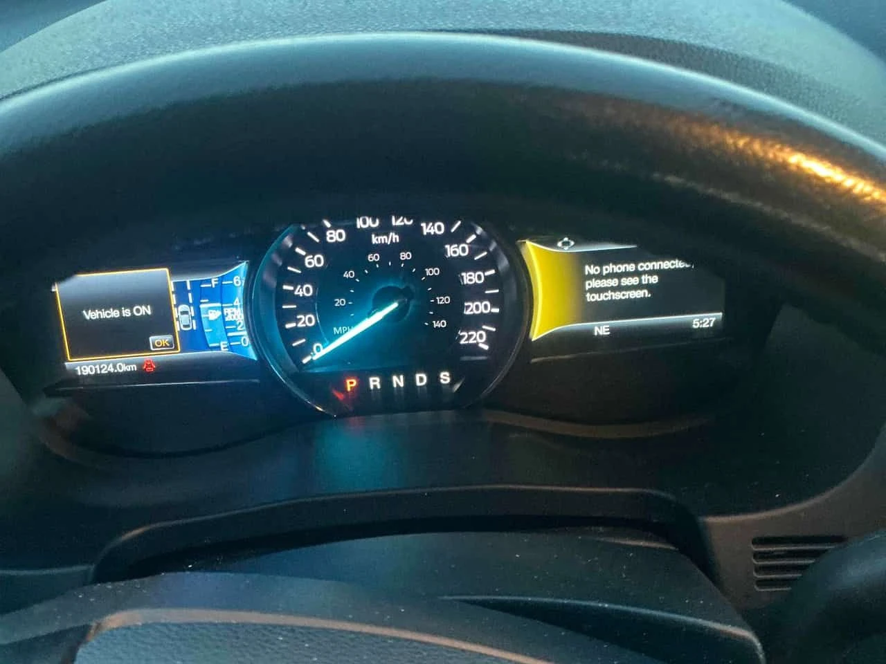 Ford Explorer XLT AWD * КОЖА/АЛКАНТАРА* ПОДГРЕВИ* КАМЕРА* , снимка 8 - Автомобили и джипове - 54145111