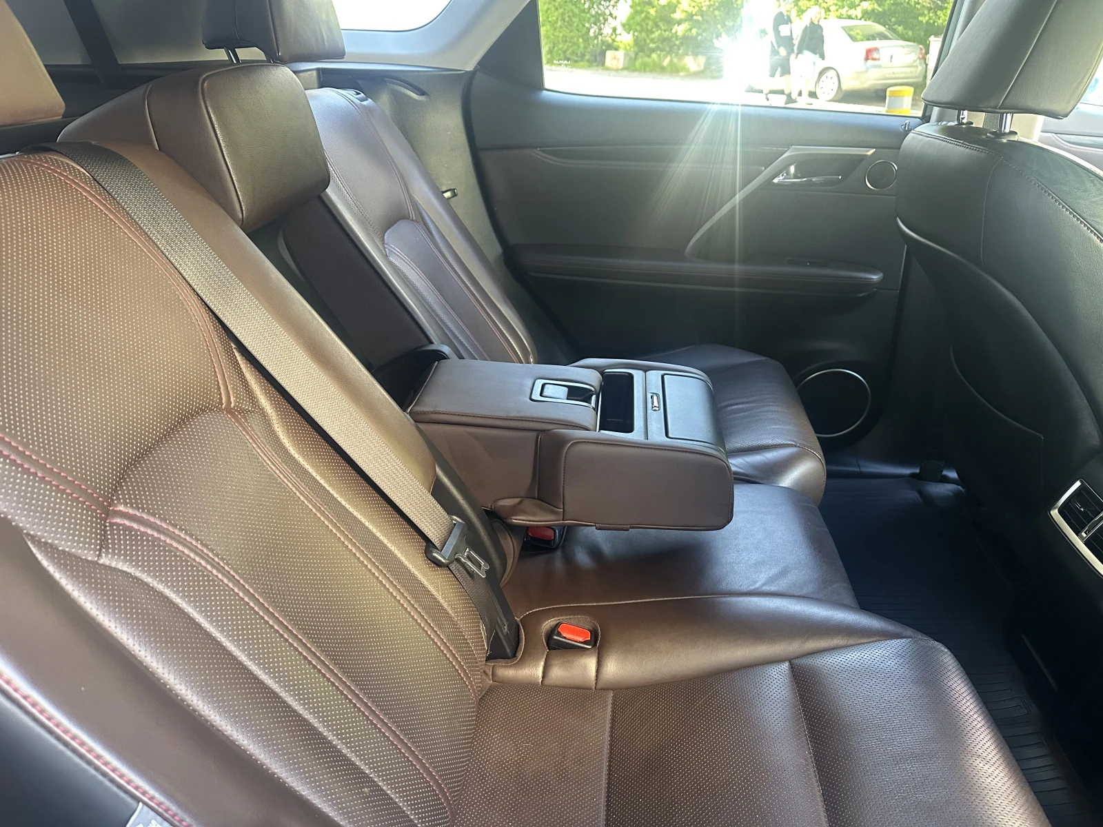 Lexus RX 450h L, снимка 12 - Автомобили и джипове - 54384183