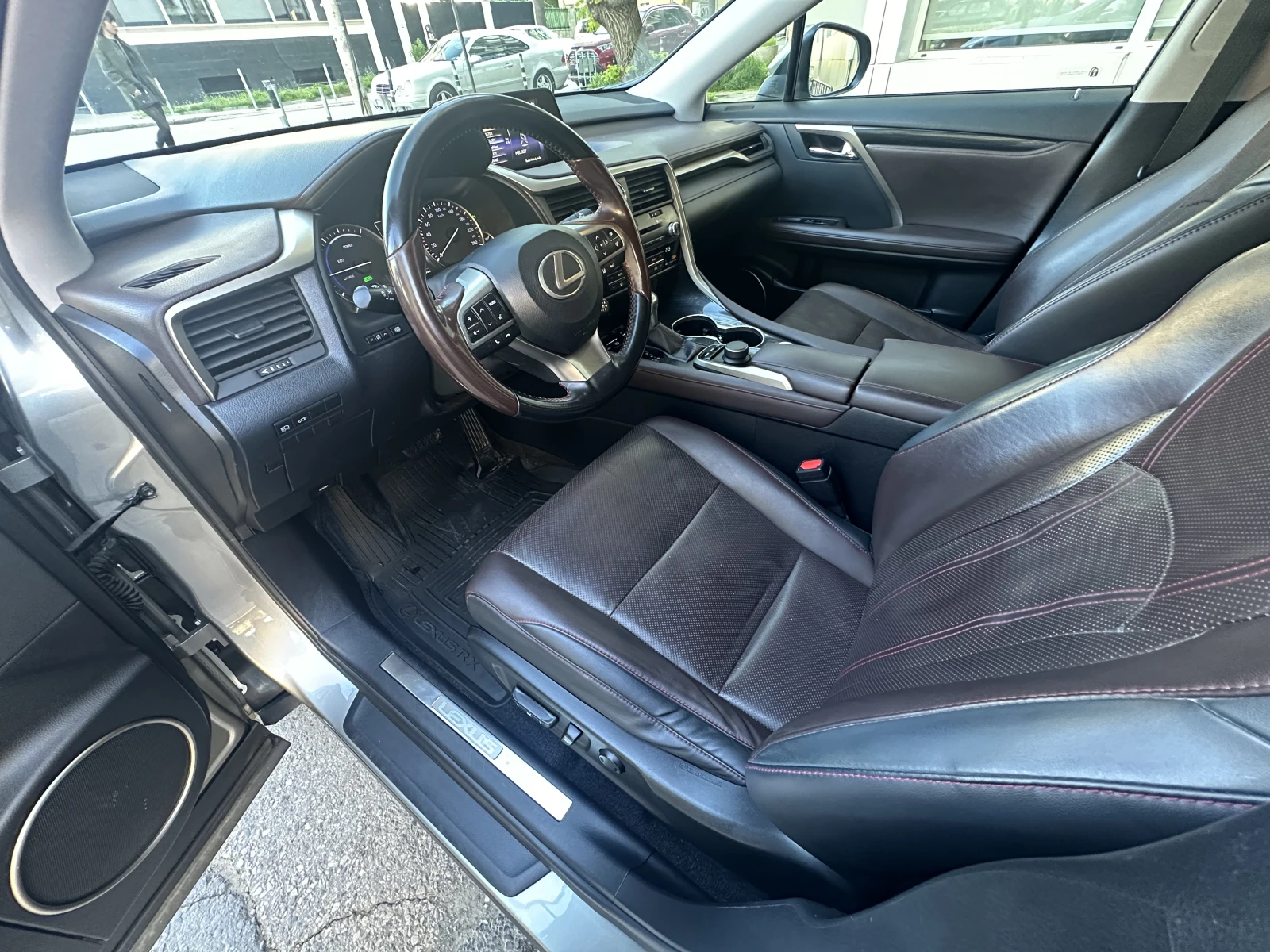 Lexus RX 450h L, снимка 8 - Автомобили и джипове - 54384183