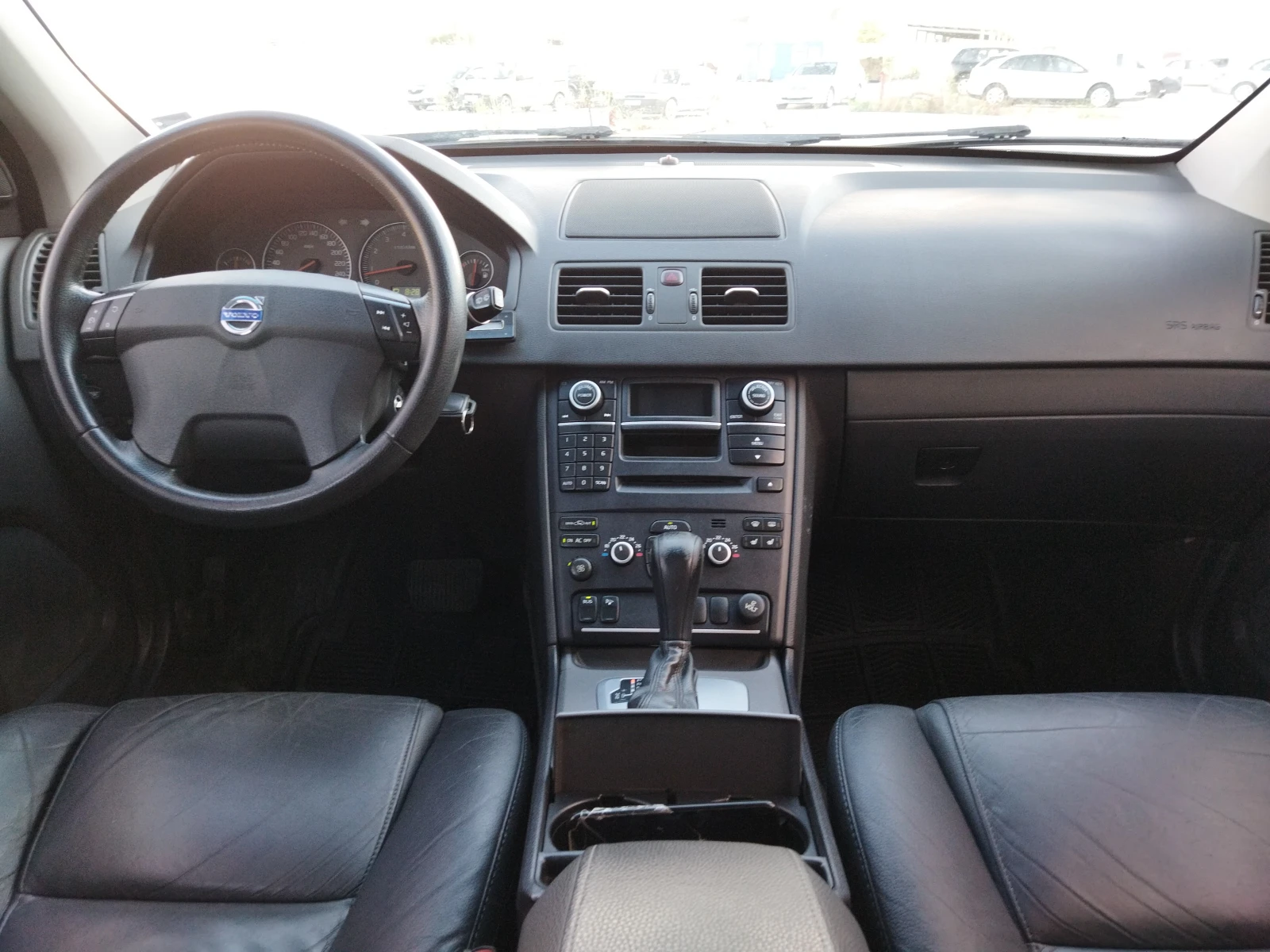 Volvo Xc90 3.2 AWD 7места, снимка 8 - Автомобили и джипове - 54670496