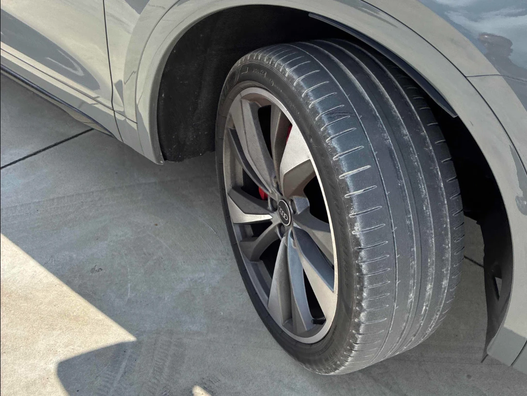 Audi SQ5 Black optics* TECHNIK* * AWD* 360VIEW* Carbon* VIR, снимка 14 - Автомобили и джипове - 55966765