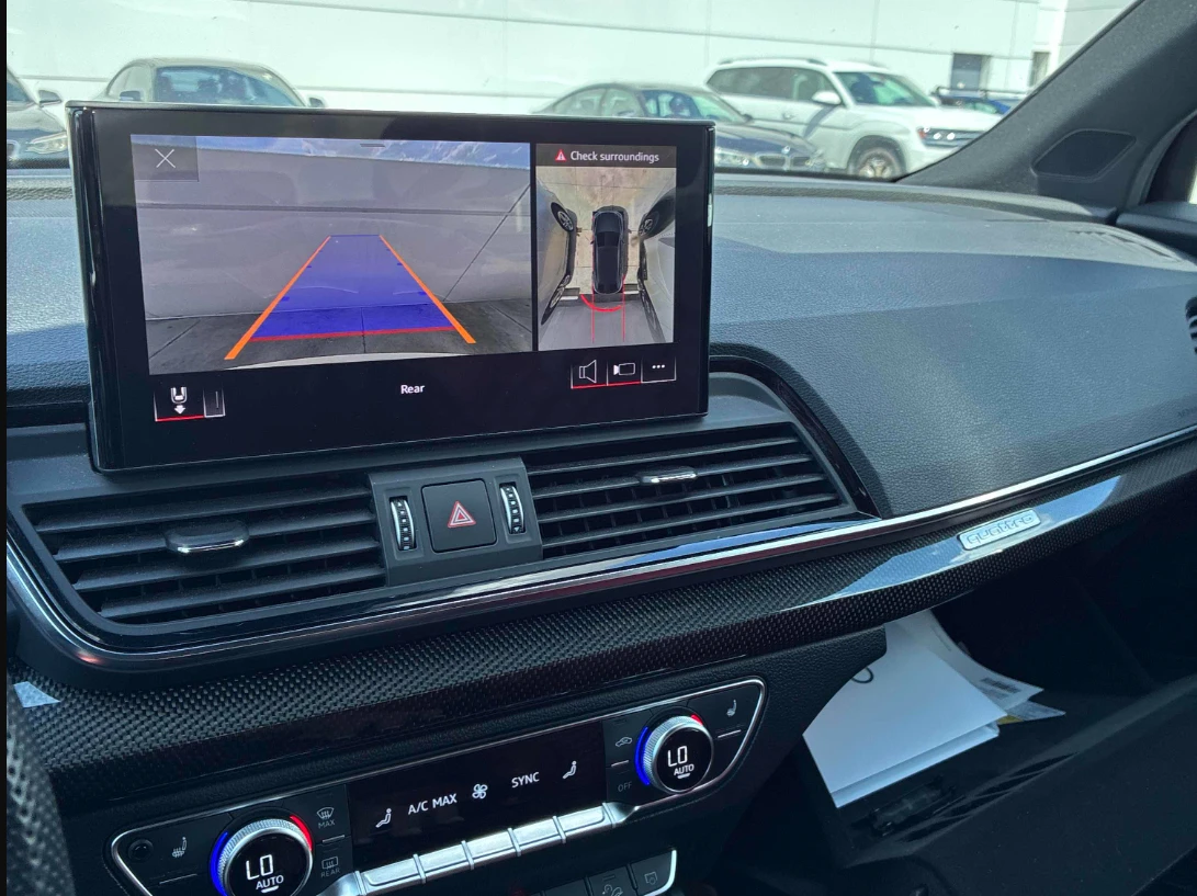 Audi SQ5 Black optics* TECHNIK* * AWD* 360VIEW* Carbon* VIR, снимка 10 - Автомобили и джипове - 55966765