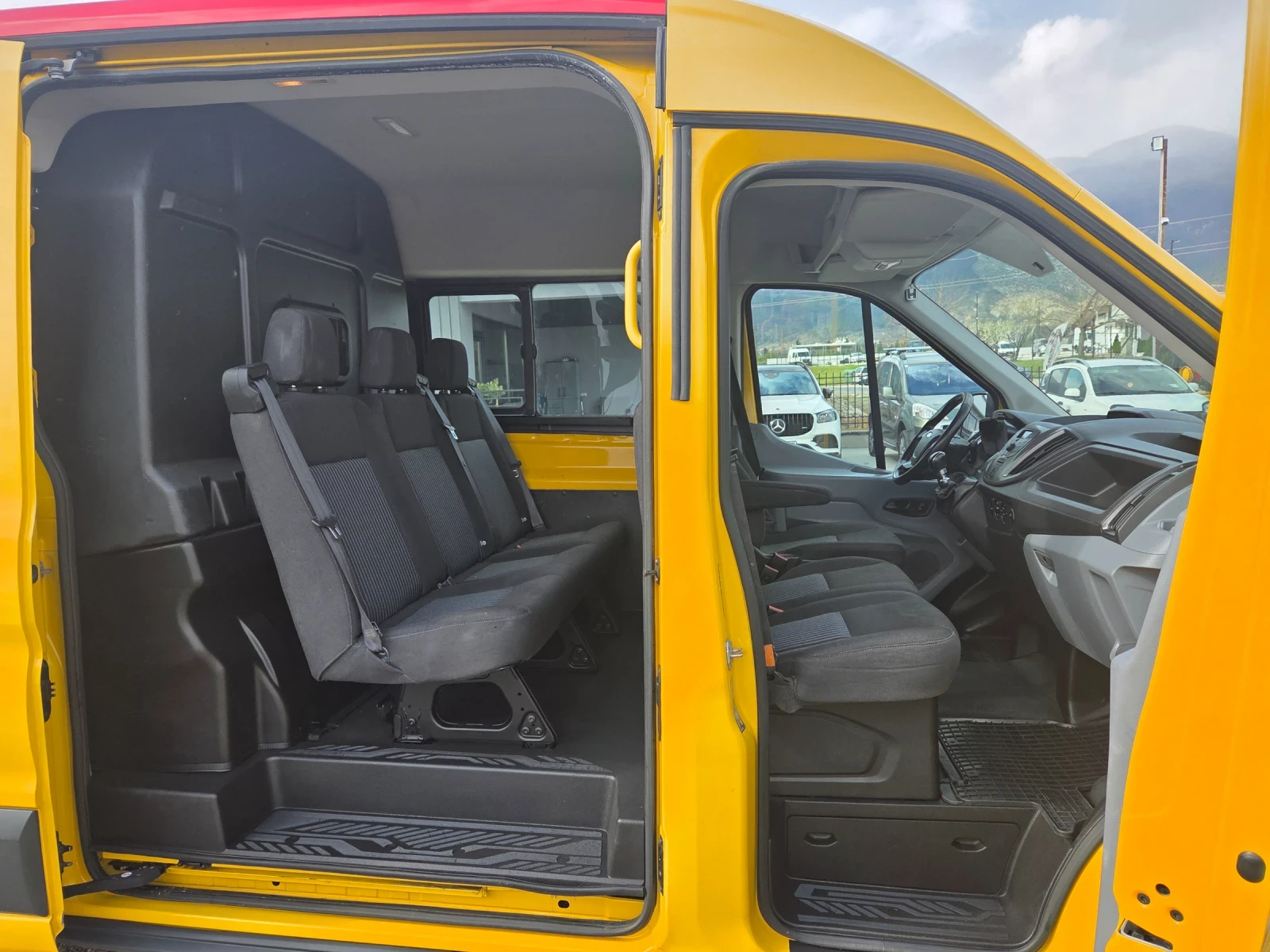 Ford Transit 2.0 tdi  4Х4 6места Климатик !!! 156х.км, снимка 8 - Бусове и автобуси - 54149831