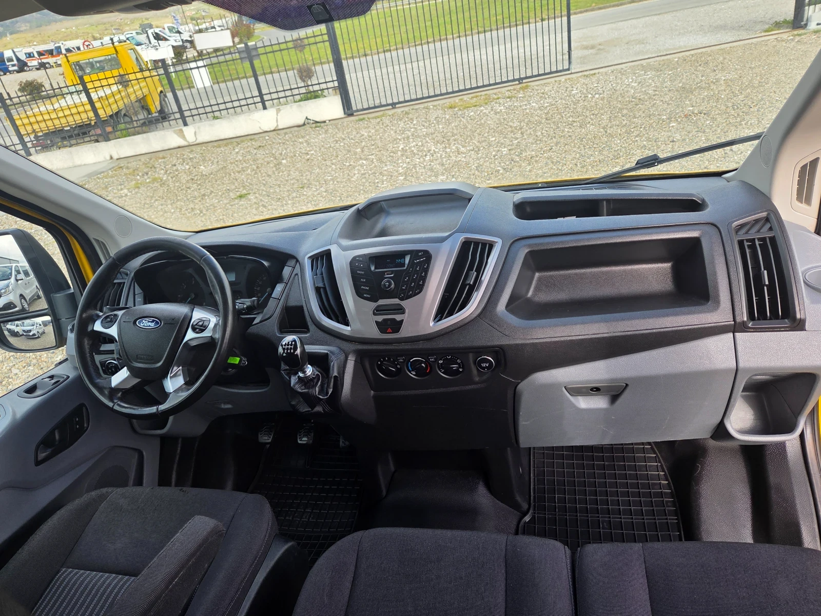 Ford Transit 2.0 tdi  4Х4 6места Климатик !!! 156х.км, снимка 10 - Бусове и автобуси - 54149831