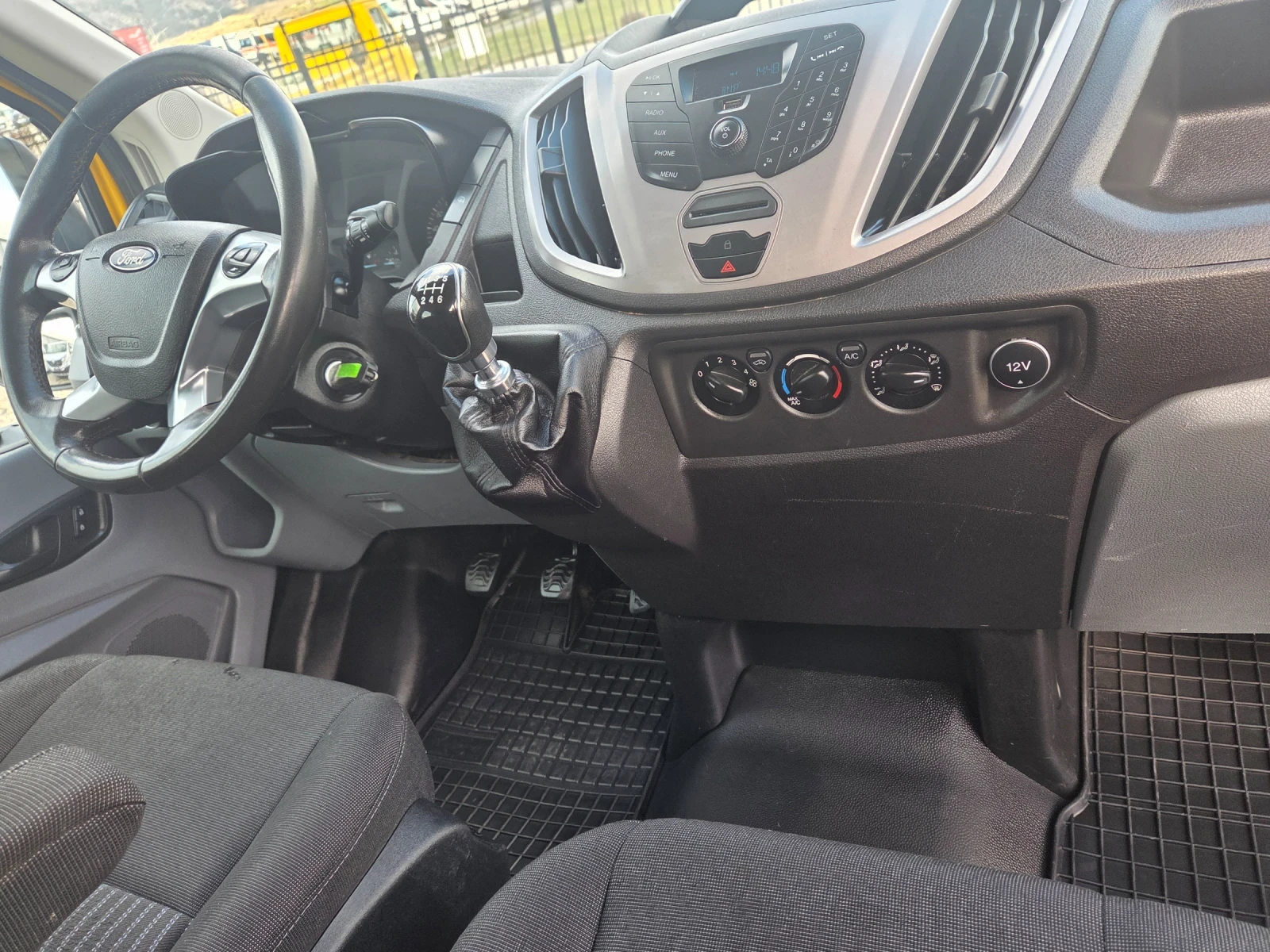 Ford Transit 2.0 tdi  4Х4 6места Климатик !!! 156х.км, снимка 11 - Бусове и автобуси - 54149831