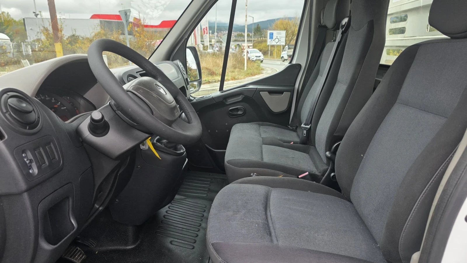 Renault Master 2.3, снимка 9 - Бусове и автобуси - 56621774