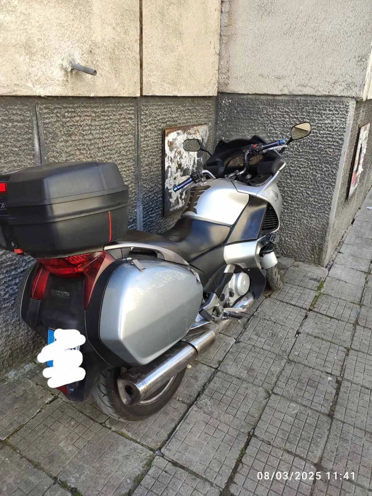 Honda Deauville 700 - изображение 2