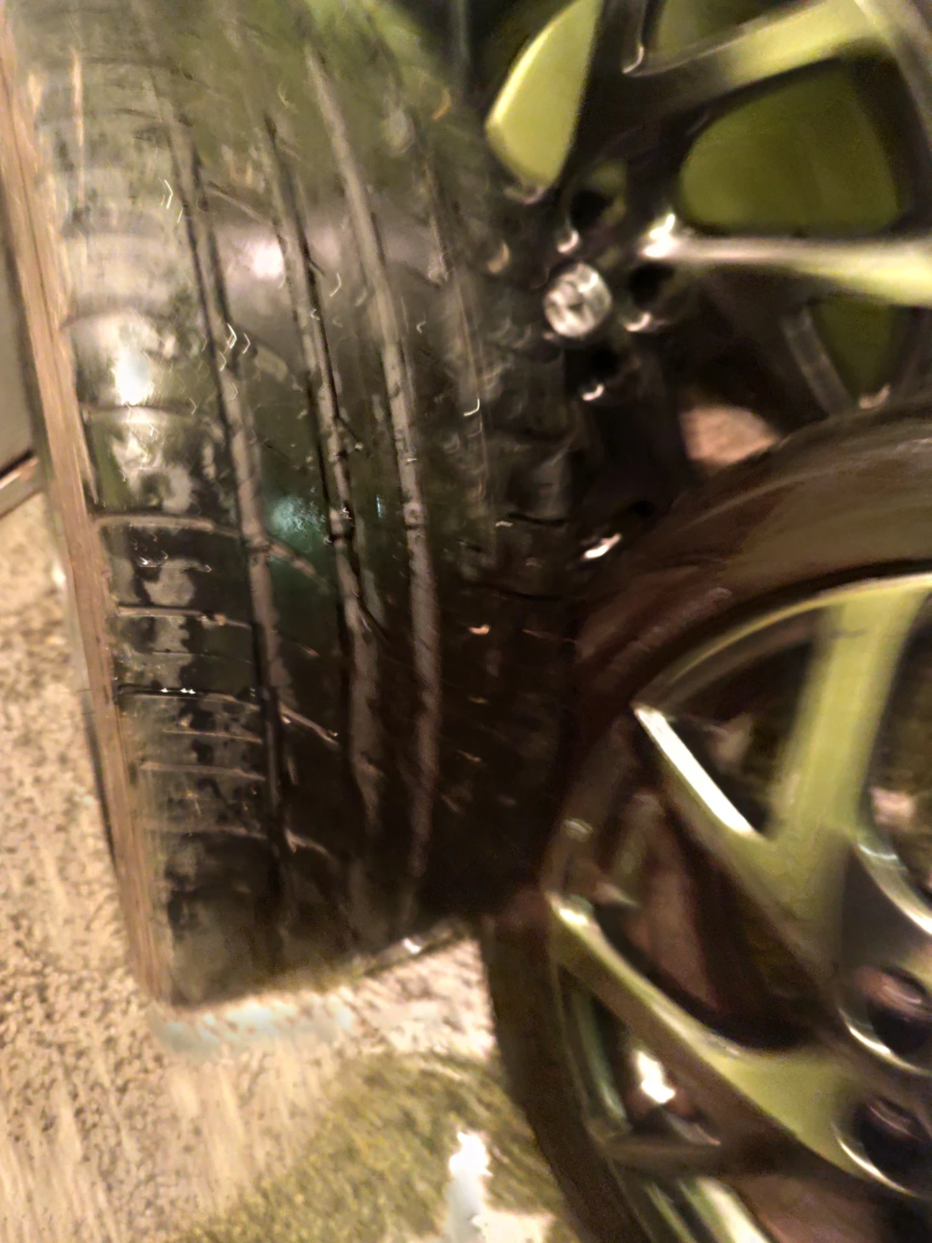 ���� � ������ 225/45R18 �� Mazda | Mobile.bg � ����������� 5