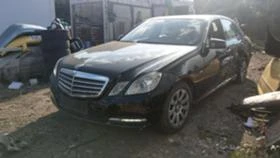 Mercedes-Benz E 200 NGT Автоматик CNG МЕТАН, снимка 1